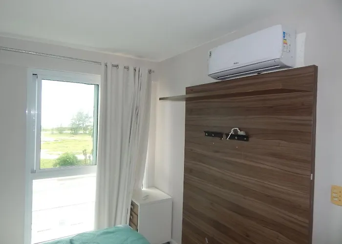Vista incrível para o mar - apto 2 quartos com área de lazer completa - Mandai Cabo Frio